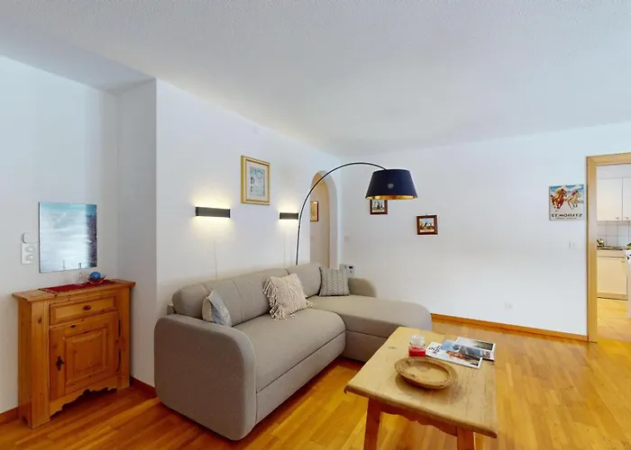 Abitaziun Trais Tschiervs D4 - アパート