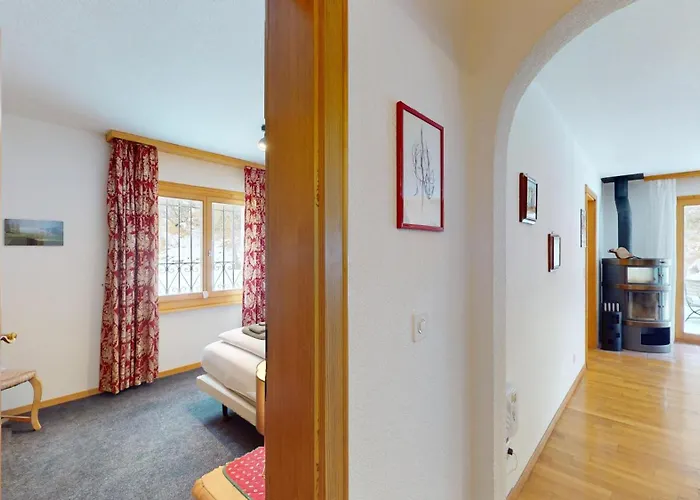 Abitaziun Trais Tschiervs D4 - アパート